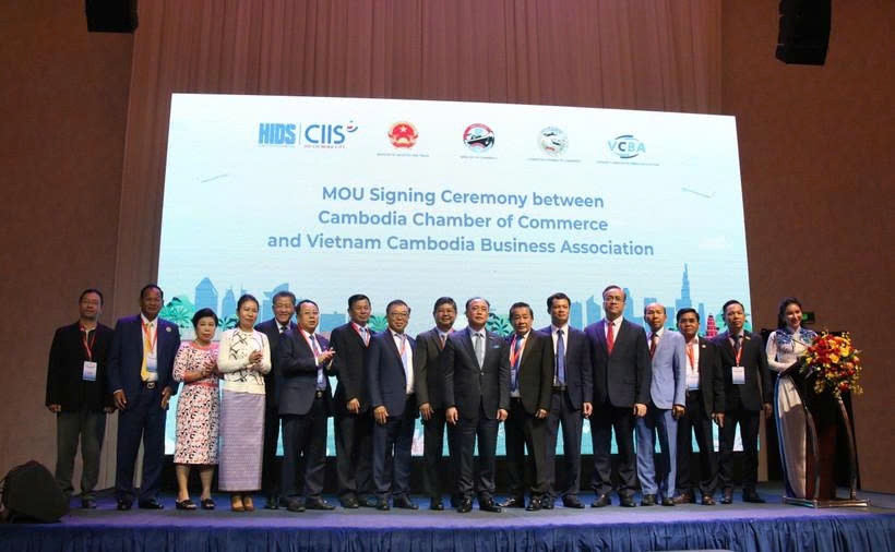 Conference seeks ways to promote Vietnam-Cambodia trade